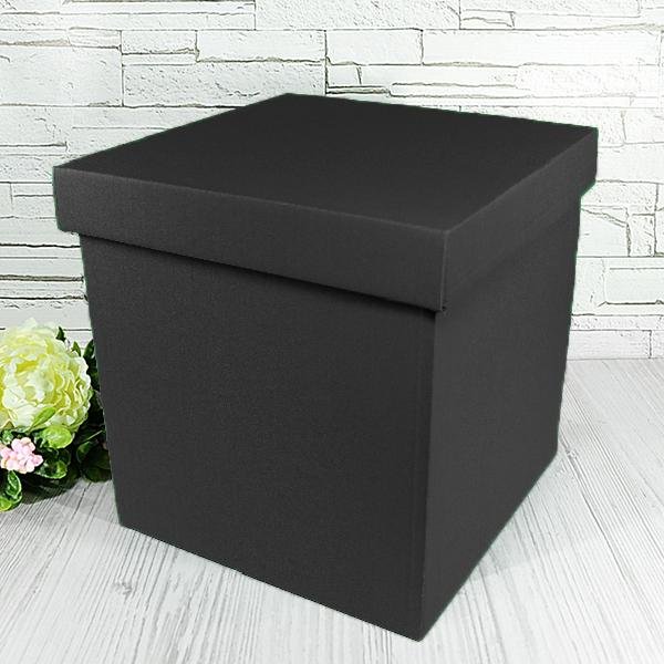 Подарочная коробка двусторонний картон "Черная" (30х30х30)