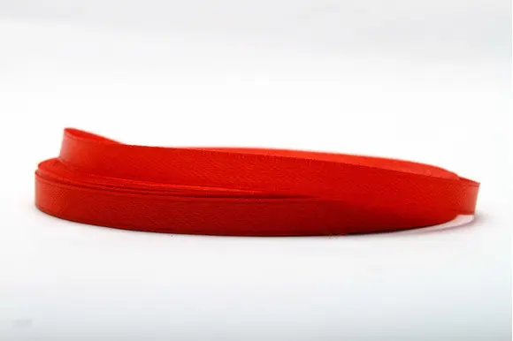 Атласна стрічка 0,6 см (червона)